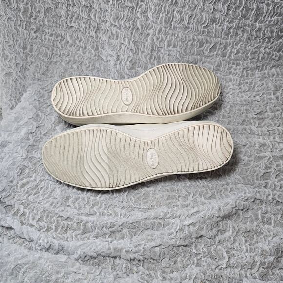 Dr. Scholls Wink Lace Up Sneaker in White sz 10 - Picture 8 of 8